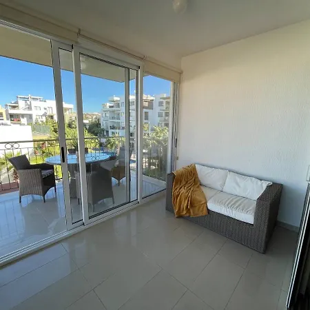 Sea View 2 Bedroom 400m From Sandy Beach *